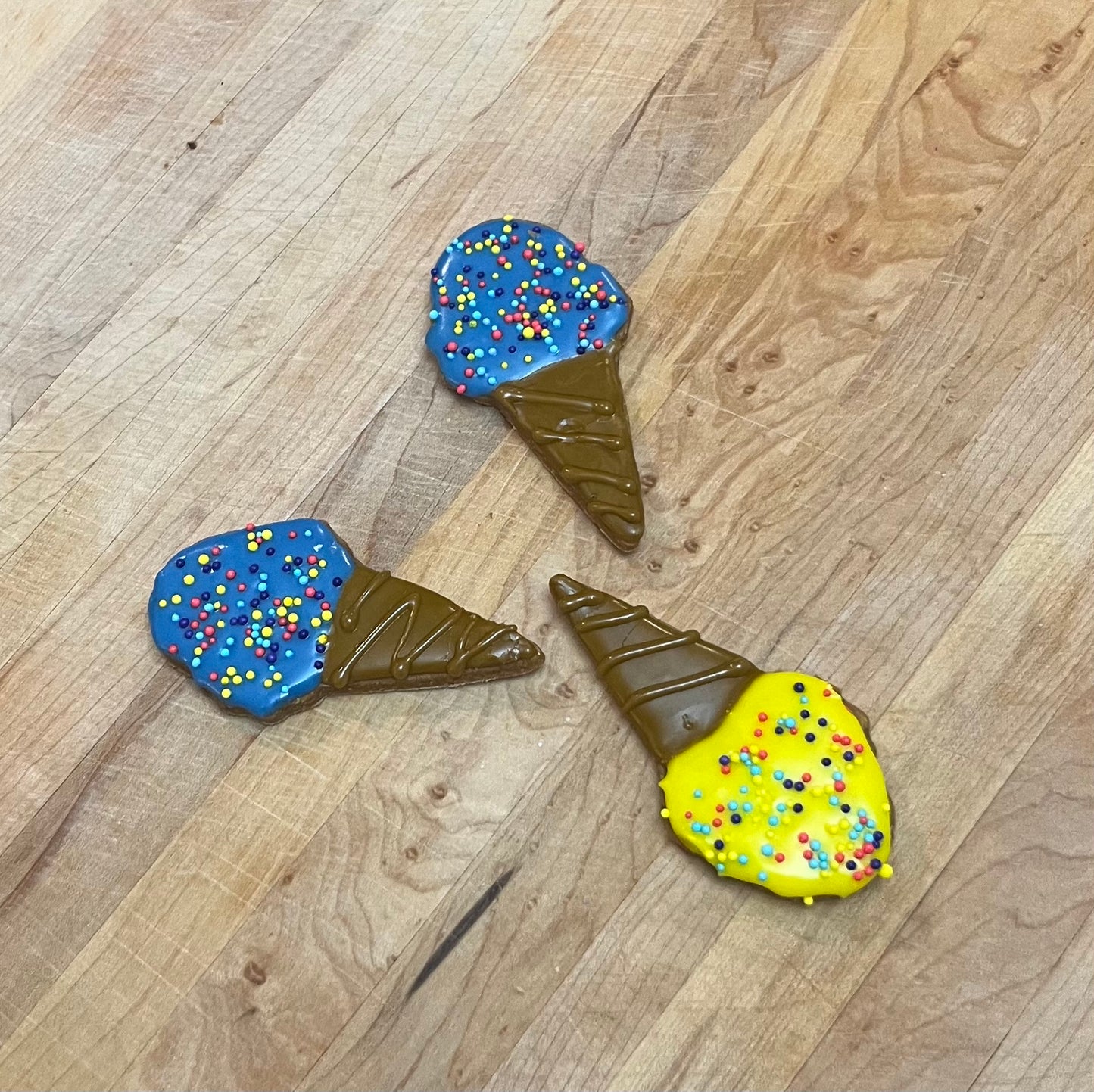 Blue & Yellow ice cream’s