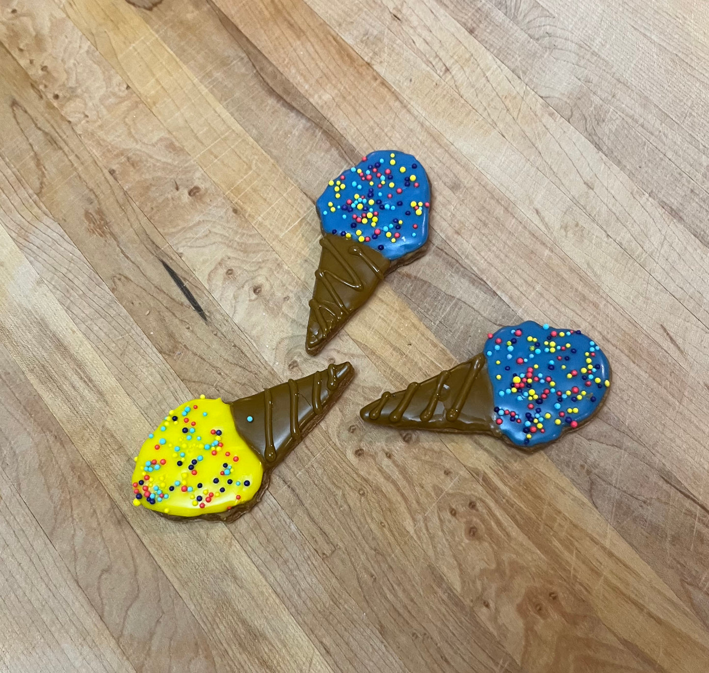 Blue & Yellow ice cream’s